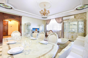 Luxury 4 bedroom apartment in Mayrig building!